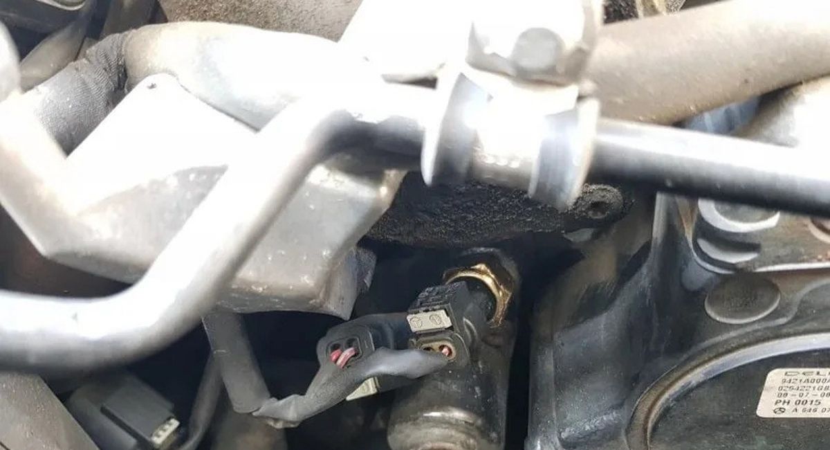 Kiểm tra hệ thống điện trong bảo dưỡng động cơ